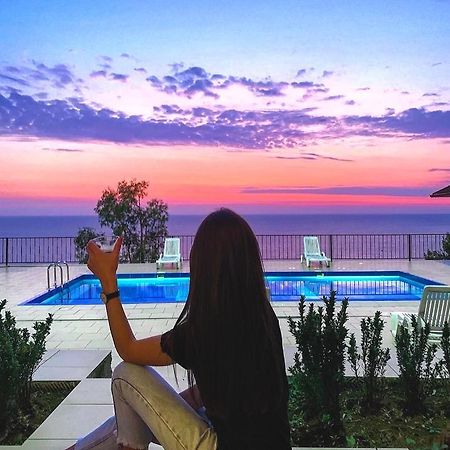 Astan Hotel Gagra Kültér fotó