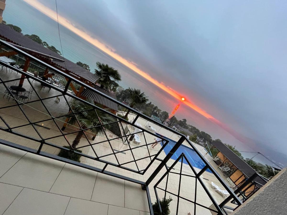 Astan Hotel Gagra Kültér fotó