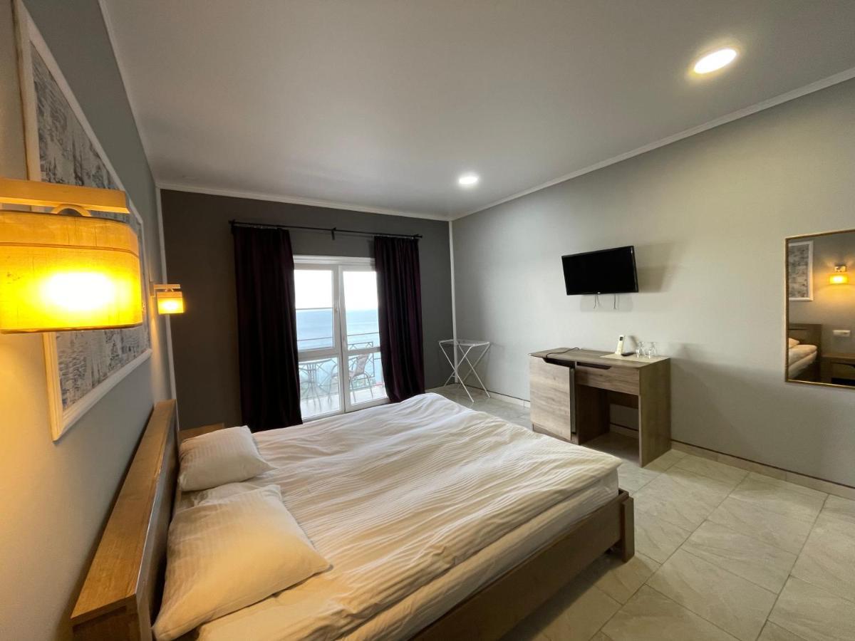 Astan Hotel Gagra Kültér fotó