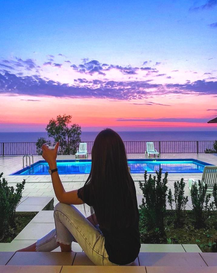 Astan Hotel Gagra Kültér fotó