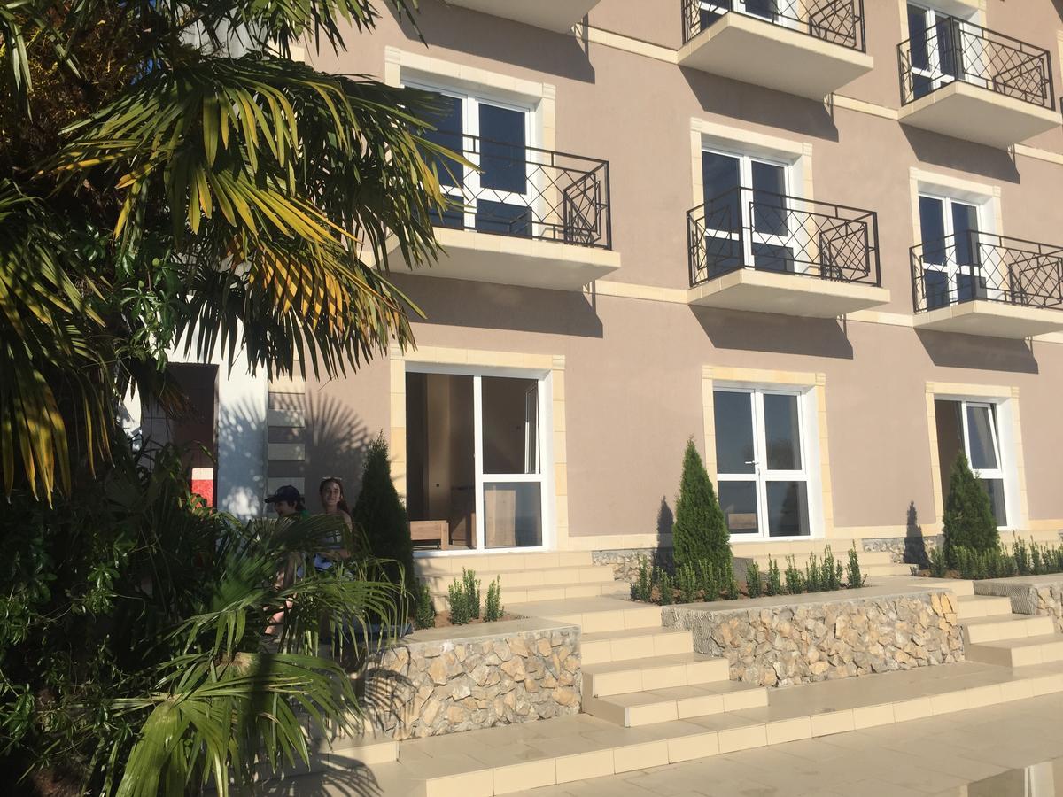 Astan Hotel Gagra Kültér fotó